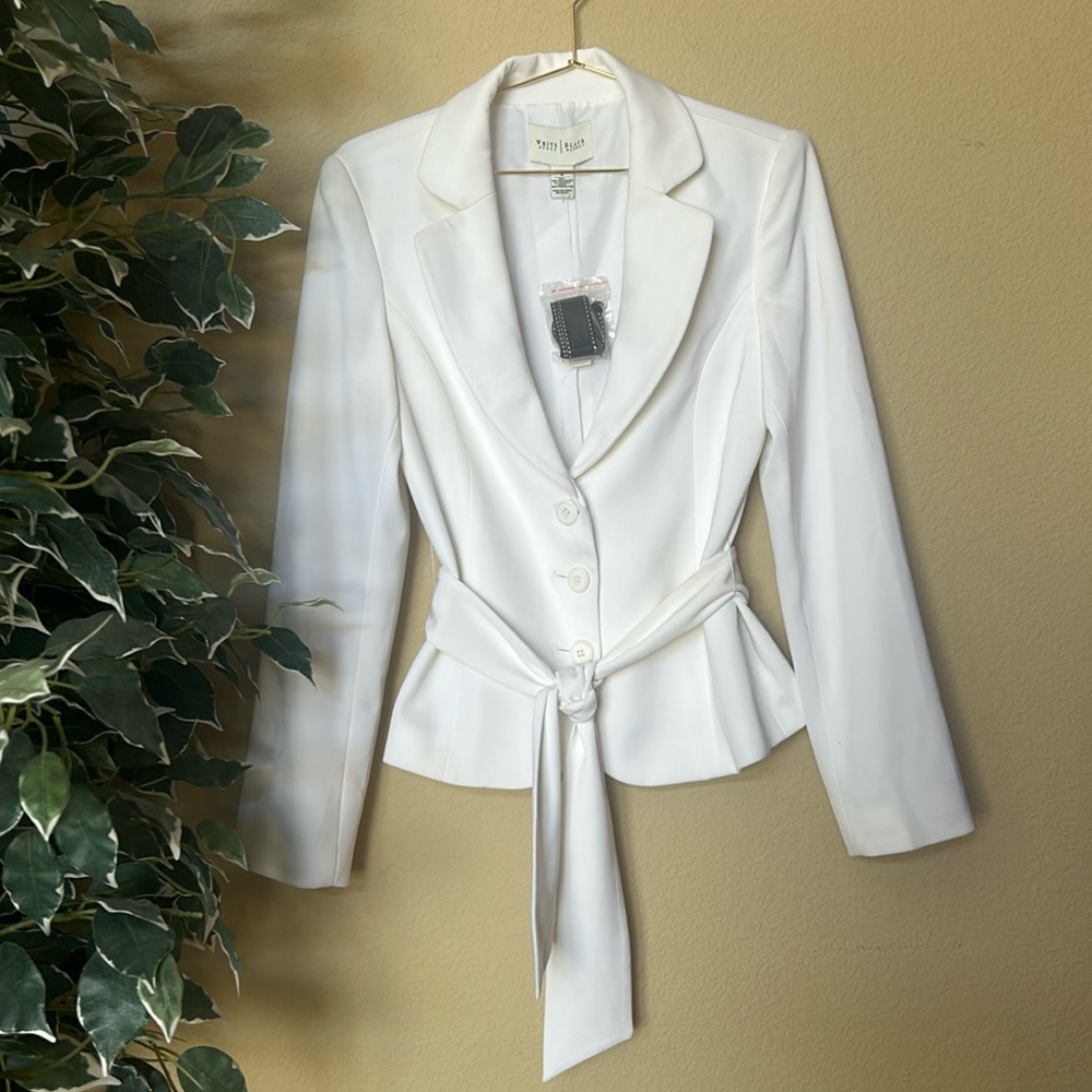 WHBM | Blazer - Picture 2 of 5